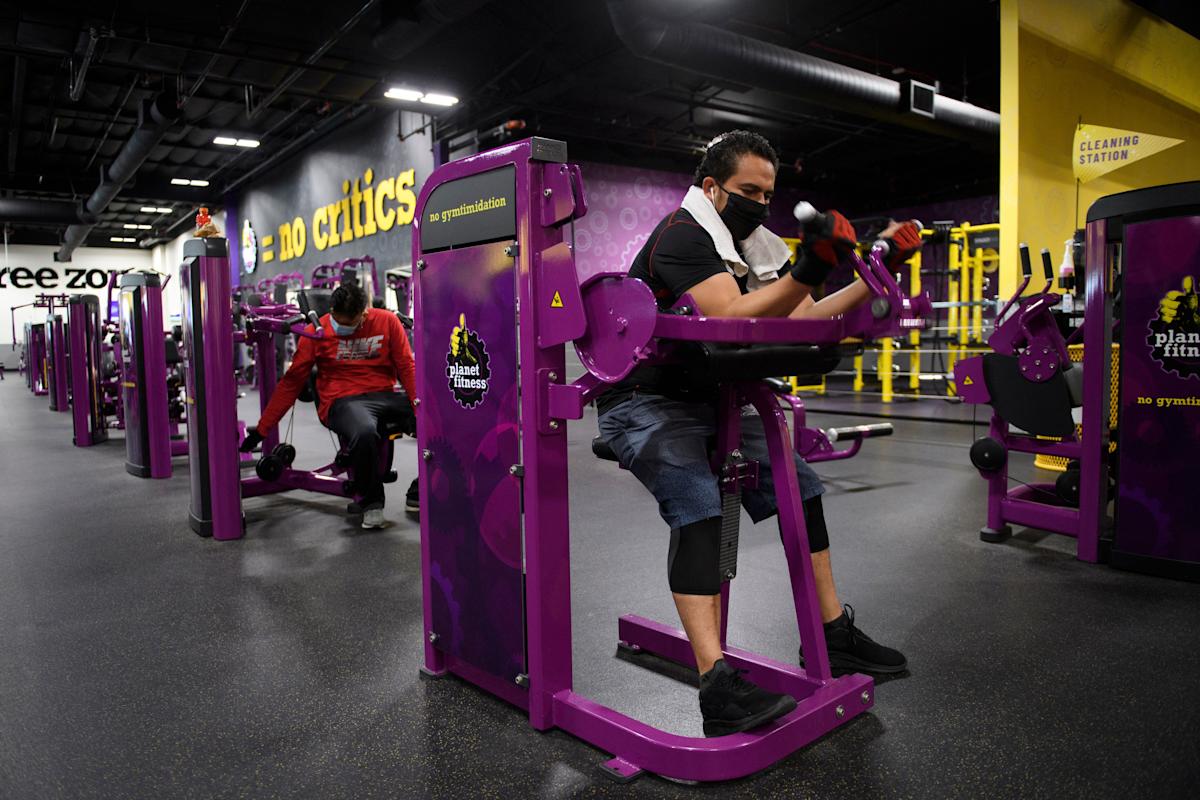planet fitness close