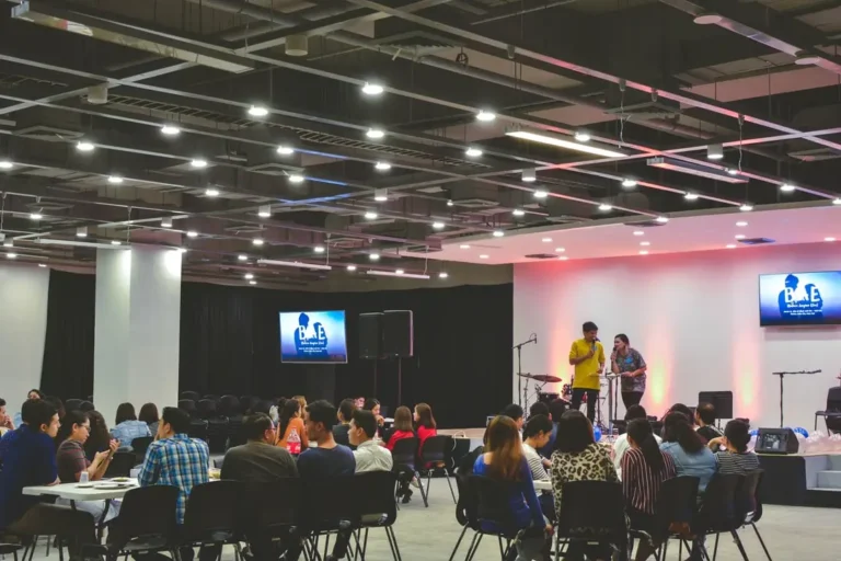 choose a hybrid event platform