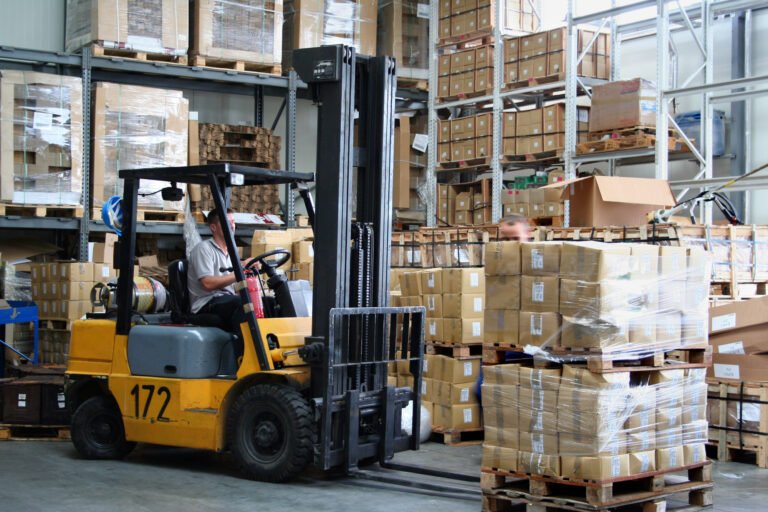 picking logistics providers
