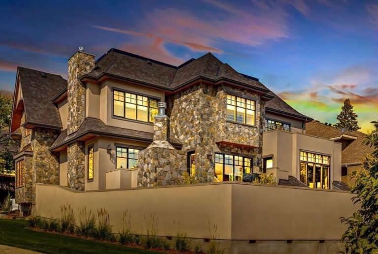 Historic Homes for the Modern Age